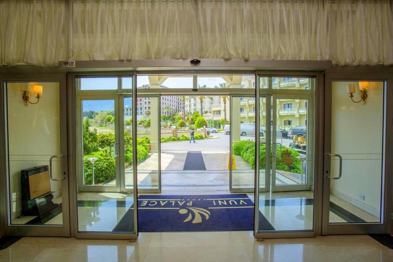 Vuni Palace Luxury Resort & Beach & Casino Kyrenia  Ngoại thất bức ảnh